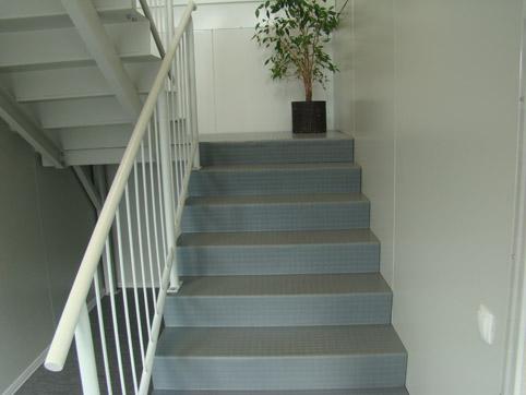 Treppen und Podeste