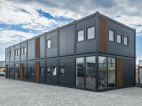 container kaufen als bürocontainer bzw. containeranlage dargestellt als zweigeschossiges containergebäude in RAL 7016